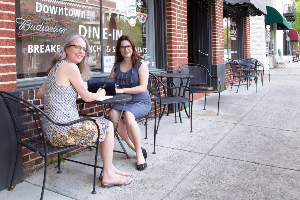 GoFlourishMedia's tweet photo. When friends start a business together, it can be a very good thing. 
Happy #FriendshipDay ! https://t.co/Mu5DFe2Gi2