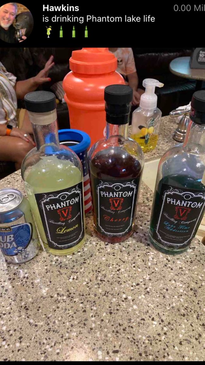 mhawk0111's tweet photo. Lake life at the camper thanks Kim and Ray for the drinks https://t.co/JxvpxTJbL7