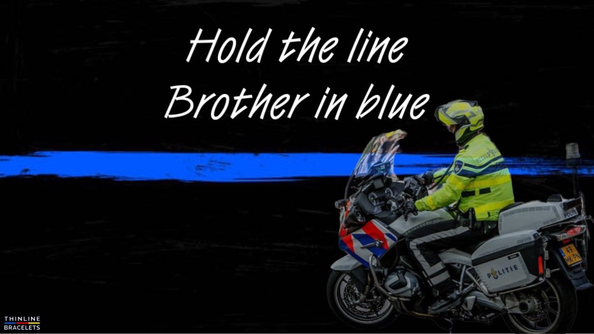 Een collega Vecht momenteel voor zijn leven nadat hij betrokken raakte bij een aanrijding tijdens een grensoverschrijdende actie in België. We hopen op betere berichtgeving morgen 🙏🏻 ⚫️🔵⚫️ hold the line!