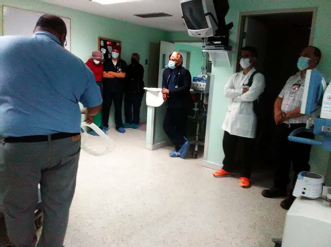 hospimilAragua's tweet photo. Representantes del CICR y los representantes de la Empresa Fugarisa, realizaron inducción sobre el uso y manejo de equipos de soporte vital al personal del Dpto Equipos Médicos, residentes de Pediatría, Anestesiología, Medicina Crítica, Medicina Interna y personal de enfermería https://t.co/aniymJ15oG