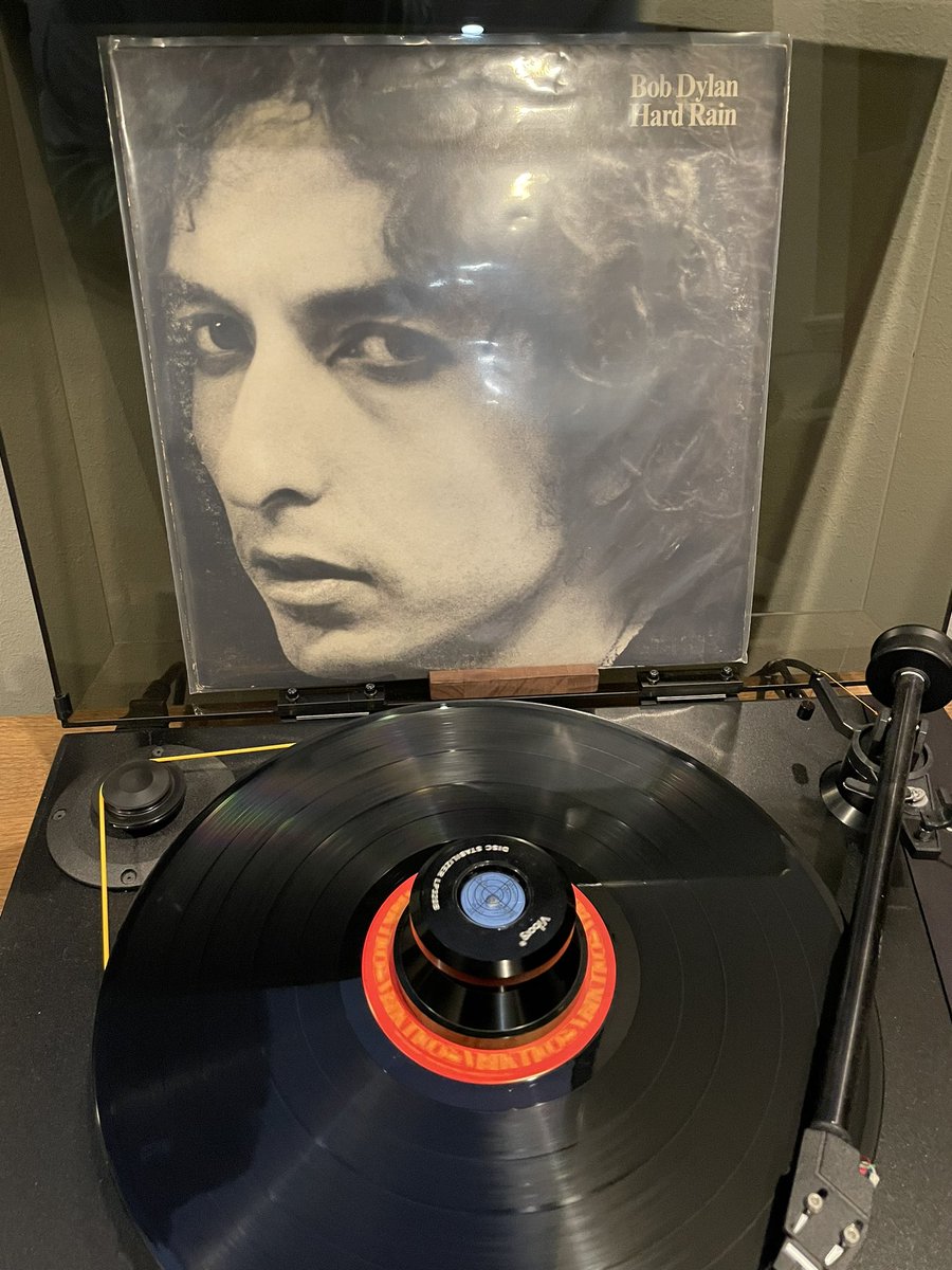 Fidoz's tweet photo. One Too Many Spinnings. Bob Dylan - Hard Rain. 1976. #vinyl #records #nowspinning #nowplaying #vinylcommunity #recordcollector #vinylcollection #dylanlive #bobdylan https://t.co/CGIBeiDGju
