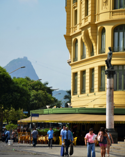 rio_antigo's tweet photo. Amarelinho da Cinelândia...um clássico do Rio!
Foto de Alexandre Macieira https://t.co/SHPvOPoOsn