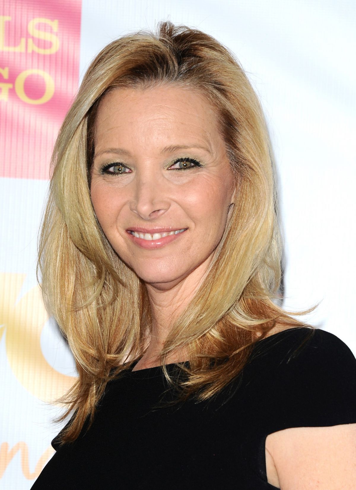 Happy Birthday Lisa Kudrow!!!! (She\s 58 years old today.) 