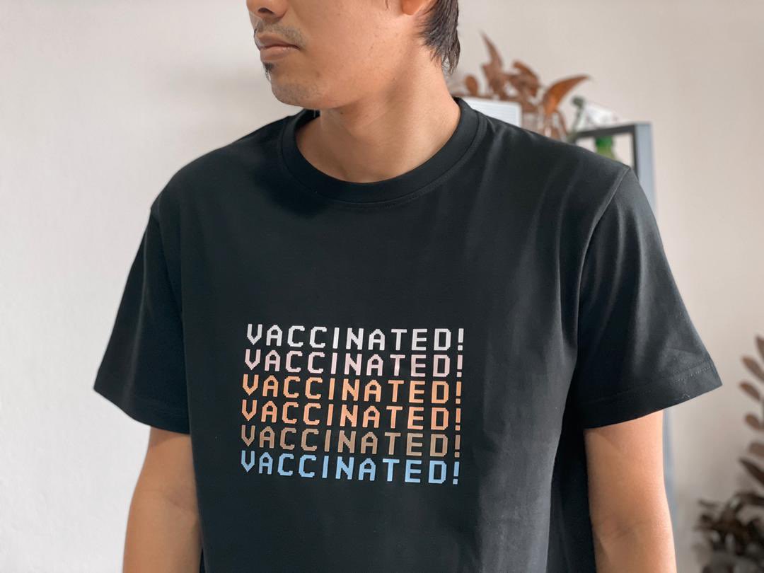 Member aku terkesan sebab pandemik covid 19, jadi dia jual baju dia design sendiri nak promote vaksin ni. Tolong aku sebarkan dan siapa mampu untuk support. 

Jom support dia, siapa nak beli di link shopee 

 shopee.com.my/andysahlam