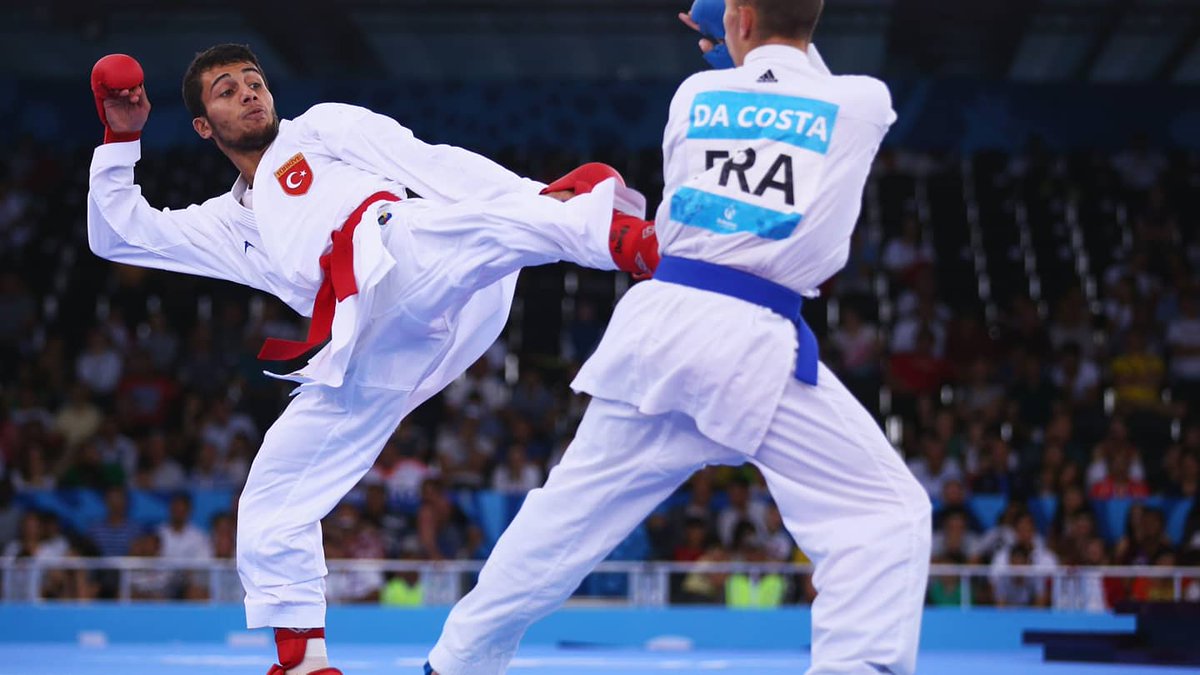 JSMPF_'s tweet photo. Severe knee injuries among #Karate athletes ranking towards the Tokyo Olympic Games: a retrospective study 🦵🏼💥
@odequel #Olympics
➡️
https://t.co/OWlOKMP7Gp https://t.co/maF7D3a7DG