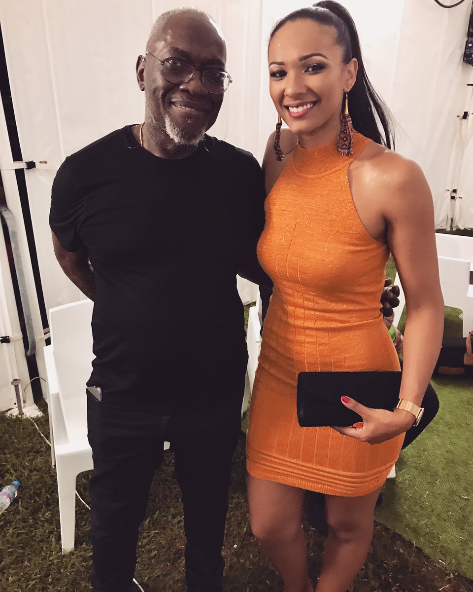 ivaanyh's tweet photo. S’il fallait ne choisir qu’un mot cela serait MERCI 🙏🏽🙌🏽✨

Merci pour l’HÉRITAGE que tu nous laisses. 
Tu es et restera une légende à jamais #jacobdesvarieux !! ✨💖🧚🏿‍♂️

#rip #newstarinthesky #kassav #legend #guadeloupe #zouk #icon #caribbean #frenchwestindies #love #andbeyond https://t.co/8b8qKXwb0p