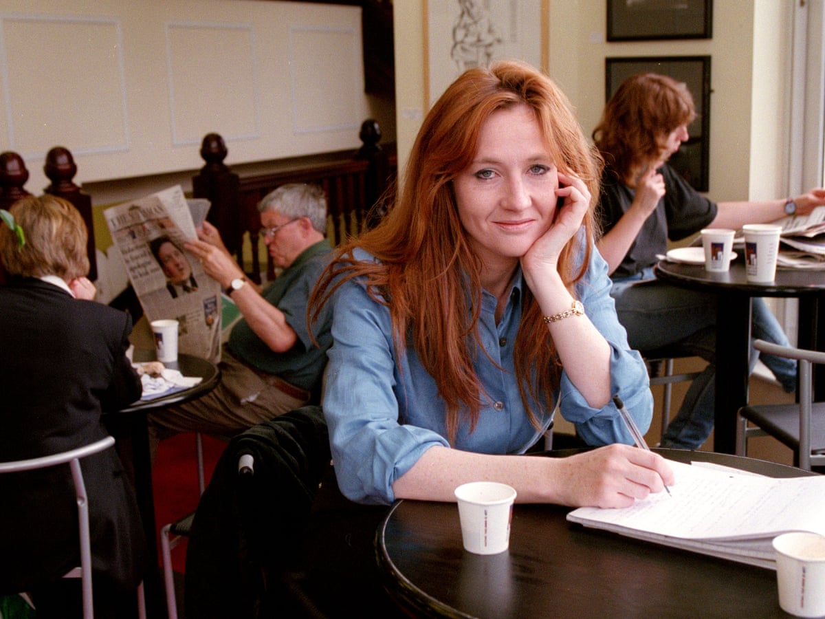 PotterWorldUK's tweet photo. Happy 56th Birthday to J.K Rowling, the creator and author of the Harry Potter series. https://t.co/Jqx4ja1gik