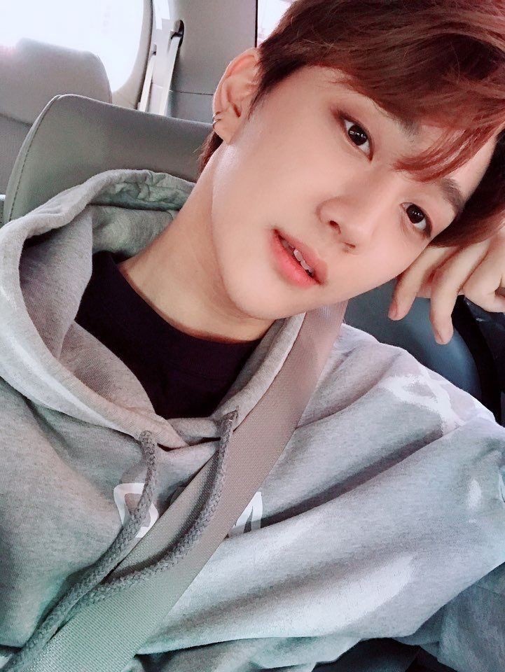 joothinker's tweet image. why do goldenness love golden child’s joochan? - a short thread for his birthday

@GoldenChild @Hi_Goldenness