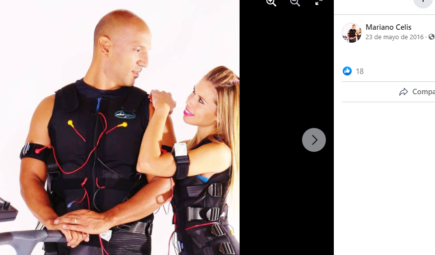 gonziver's tweet photo. Estuve un año sin ir al gimnasio, pero parece que la Primera Dama tenía sus clases de entrenamiento aseguradas. Mientras tanto, miles de establecimientos cerraron porque no los dejaban trabajar.
Va captura inicial, fotos y, más abajo, todas las entradas 2020 y 2021. https://t.co/wEpLYbvx3s
