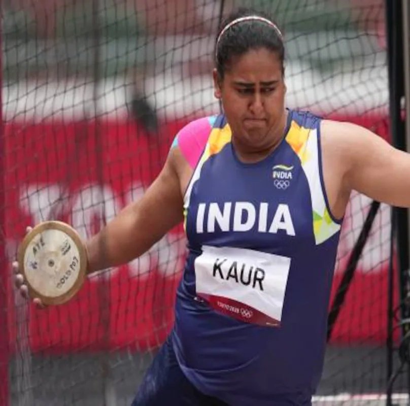 Kamalpreet Kaur has qualified for Women’s Discus Throw finals at #Tokyo2020 India has never won an Olympic Medal in Athletics. All our athletes are trying their best. But I'm looking for history from 3 Athletes. Watch out for #KamalpreetKaur on 2nd August. #Cheer4India 🇮🇳