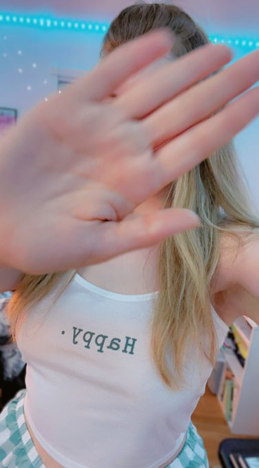 Sorry we&rsquo;re closed https://t.co/DFugywIb2R