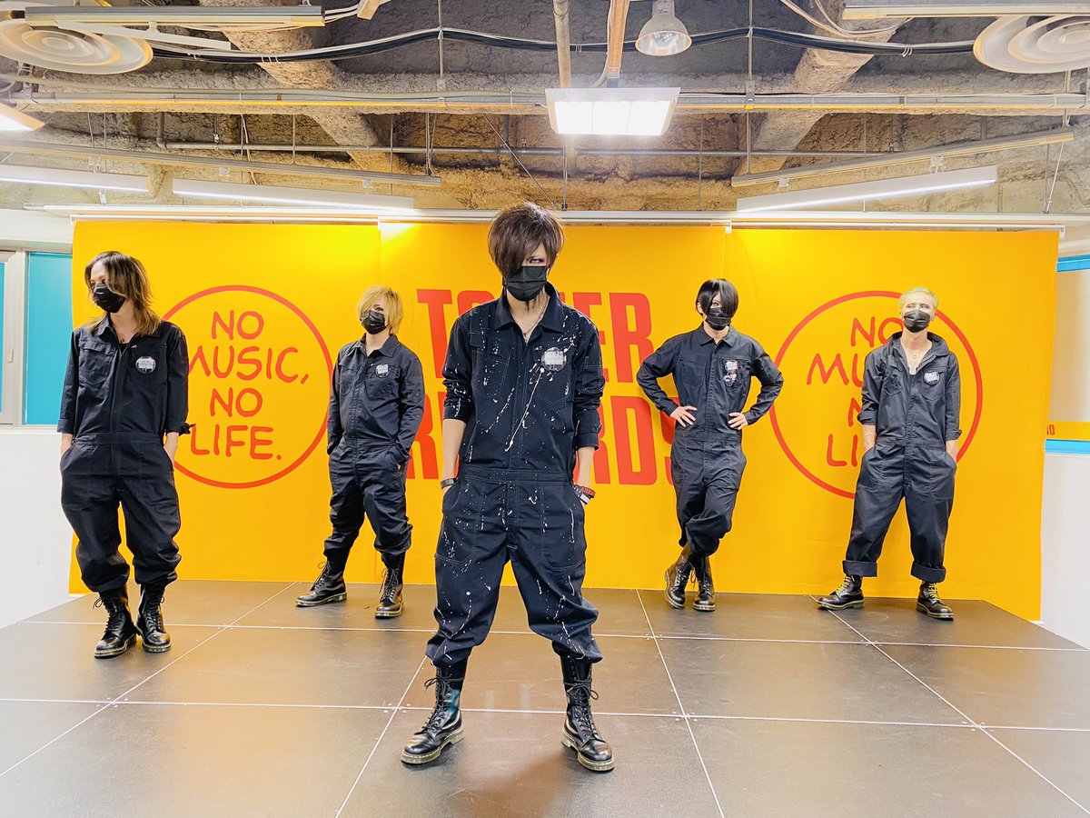 タワーレコード池袋店ご来店ありがとうございました！
この後は15:30～ヴィレッジヴァンガード池袋サンシャインシティアルタでお待ちしてます！
#NICOLAS #ニコラス