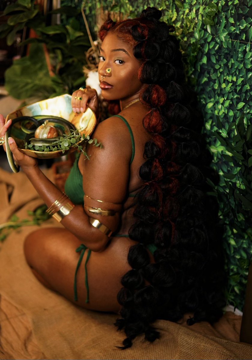 the garden of Eden ✨🌱 my name literally means “paradise” how fitting? 🌺🪴// 📸 Creds: @alexiuswatson ~ ib: @dyeshajador