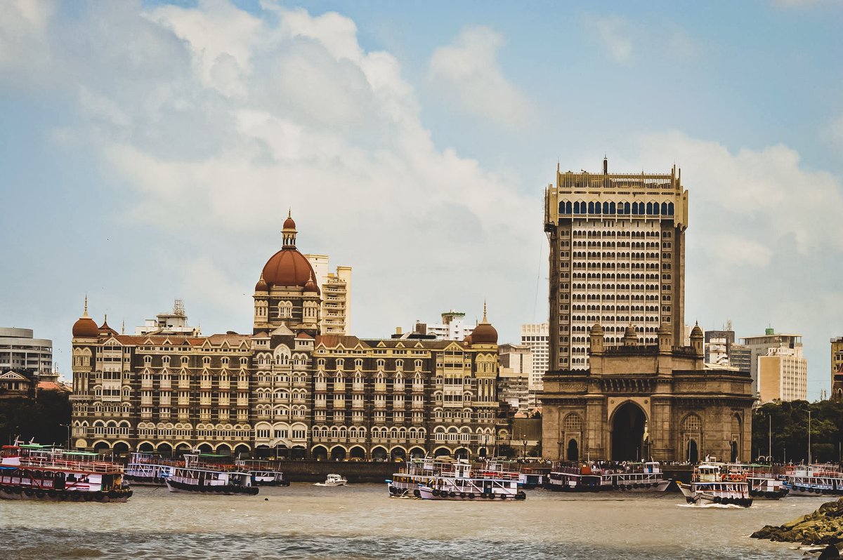 3 Diverse, Breathtaking lifeline of Mumbai in 1 frame...⁣
⁣
#Mumbai⁣ #mumbaikar #mumbai_igers #mumbai_uncensored #mumbai_ig #tajmahal #tajhotels #gatewayofindia #tripotocommunity #india #igers #streetphotography #_soimumbai #_soi #_coi #Nikon #city #citylife ⁣#mymumbai