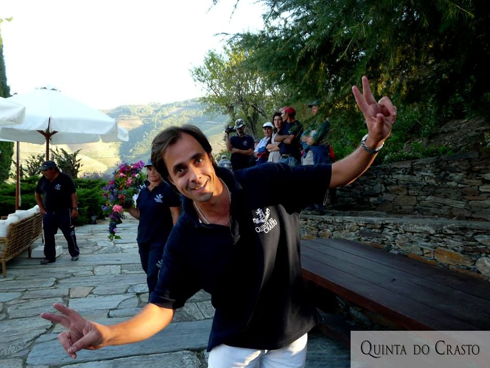 TheBuyer11's tweet photo. Travelling to Portugal @vinodeano gets a snapshot of contemporary winemaking through the eyes of six very different winemakers – from the small to the very large. He looks at how they’re using indigenous grapes and recommends wines that stood out. Click https://t.co/iIYkjuTKPp https://t.co/zDgXoHNipH