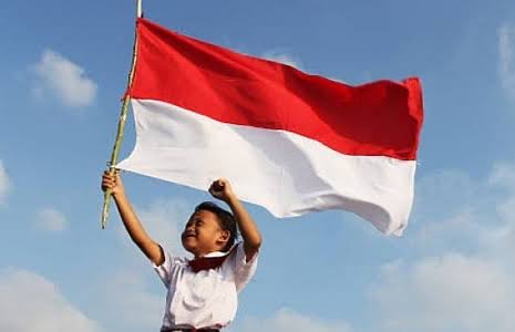 FerdinandHaean3's tweet image. Besok sdh 1 Agustus, bulan Kemerdekaan bangsa Indonesia.

YUK KITA KIBARKAN MERAH PUTIH DIRUMAH MASING2 SEBULAN PENUH MULAI 1 AGUSTUS UNTUK SEMARAKKAN KEMERDEKAAN KITA DAN BENTUK PENEGASAN DIRI BAHWA INDONESIA AKAN MENANG MELAWAN COVID DAN MELAWAN RADIKALISME.

(Setuju Bantu RT)