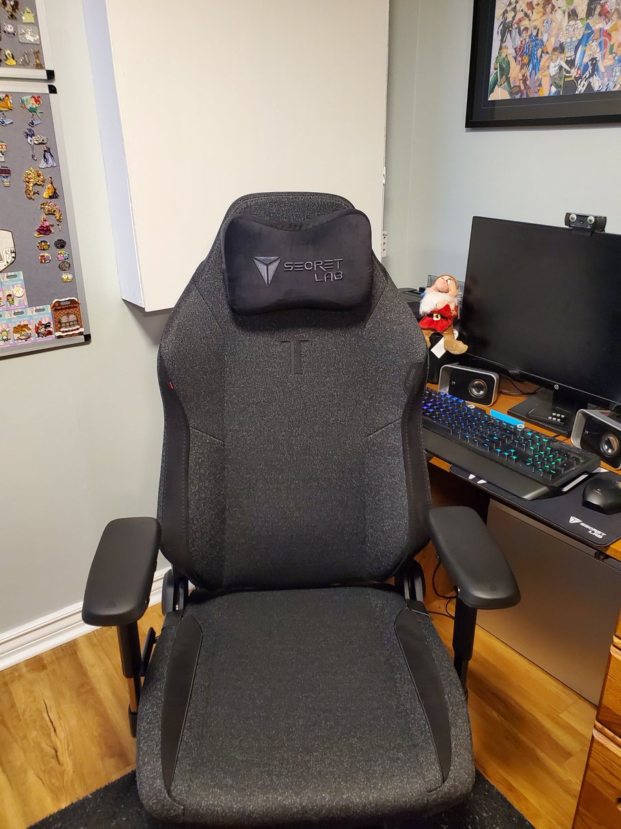 EclipseArmory's tweet image. LOVE MY AWESOME NEW #secretlab Chair it is freaking awesome