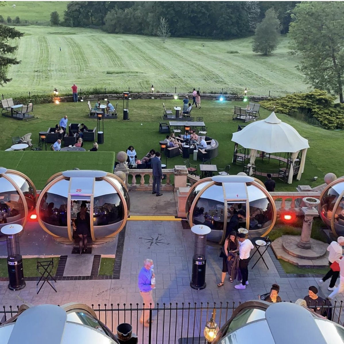 UnfoldEventsVIP's tweet image. For elegance, flexibility and sheer quality, Ponsbourne Park is a meeting destination of unrivalled luxury. Whether a glitzy award ceremony, or an important business conference, they can transform their function rooms to create the perfect setting for you and your guests.