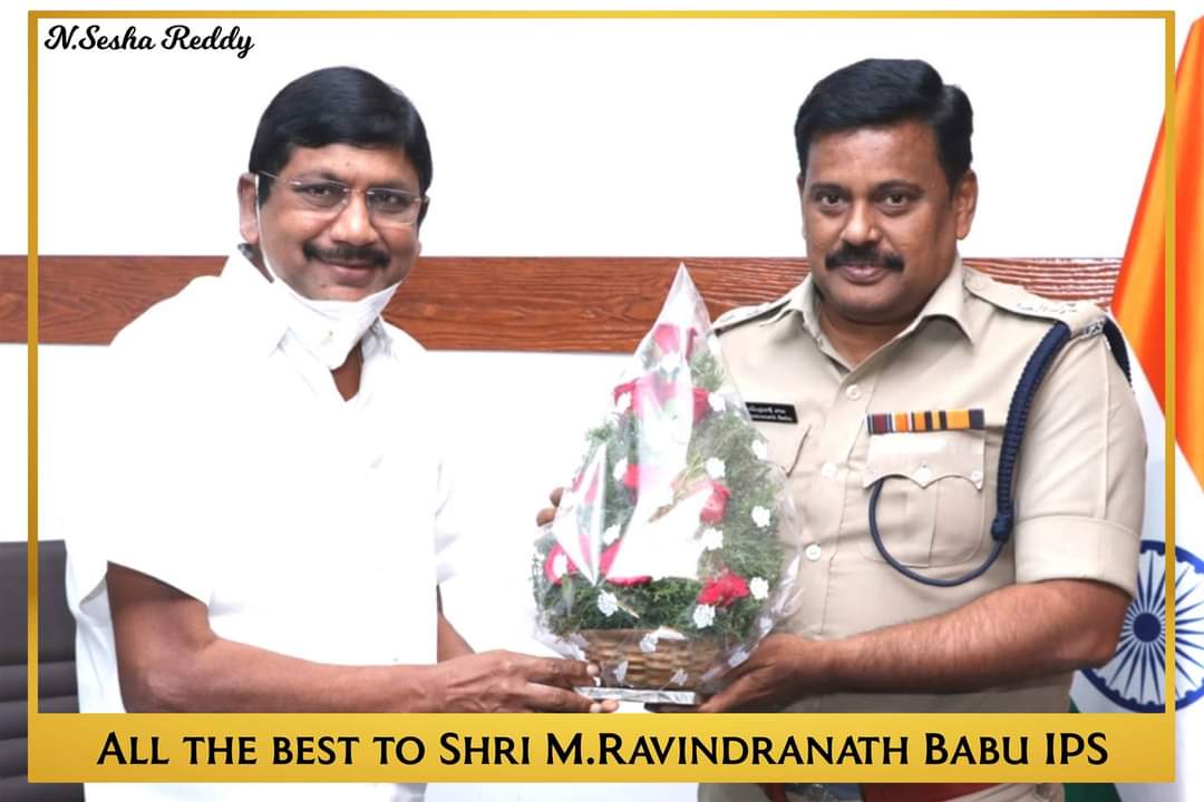 drseshareddyn's tweet photo. తూర్పు గోదావరి జిల్లా నూతన SP శ్రీ ఎం రవీంద్రనాథ్ బా��ు  IPS గారిని మర్యాదపూర్వకంగా కలిసి స్వాగతం తెలియచేసాము https://t.co/ODiwsoRWpL
