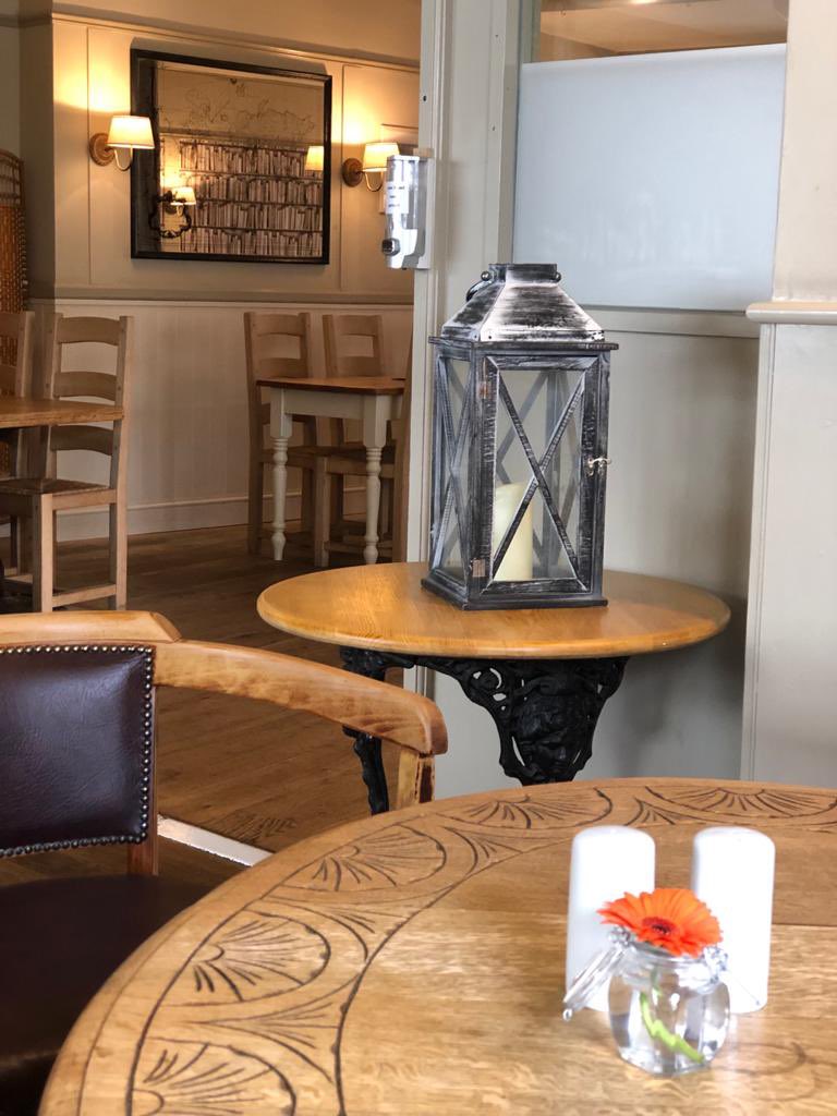 The weekend is here ❤️

We are the perfect place to visit for a cosy and relaxed experience away from the heavy showers 🌧 

Enjoy your morning coffee, spot of lunch or just enjoy your favourite tipple right here 😊