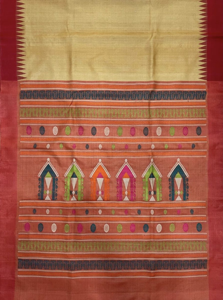 BilasaEmporium's tweet photo. Handwoven Dolabedi Tussar Silk Saree, woven in the villages of Chandrapur by the super skilled weavers of Chhattisgarh.
This Saree draws inspiration from Lord Jagannath Rath Yatra

To purchase online visit - https://t.co/0yhKCUEJll https://t.co/dmvao026sB