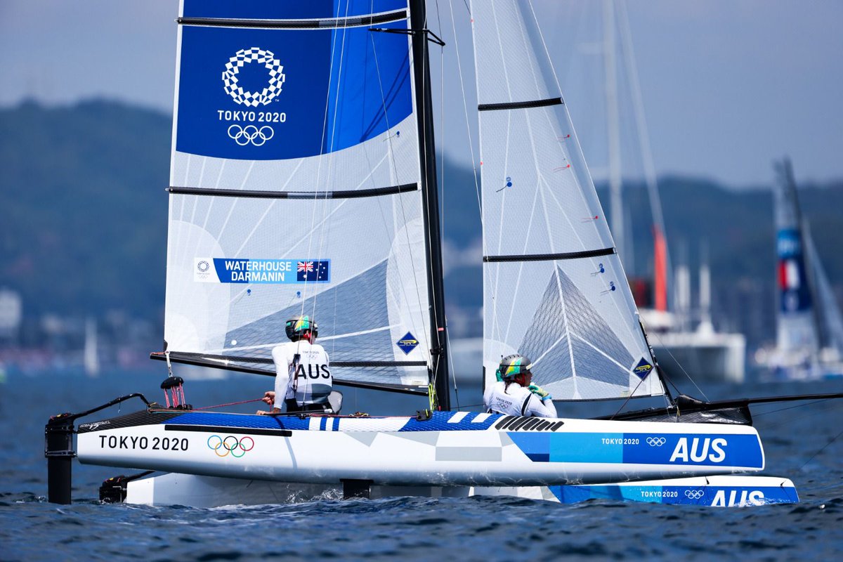 It's a race win for Jason and Lisa in the <a href="/nacra17class/">Nacra17class</a>!

Race 8 starting soon, track it here: australiansailingteam.com.au/olympics/live-…

#GoAusSailors #TokyoTogether #Sailing 

📸 <a href="/SailingEnergy/">Sailing Energy</a>/<a href="/worldsailing/">World Sailing 🌎⛵️</a> pic.x.com/ZJb9tnGg7k