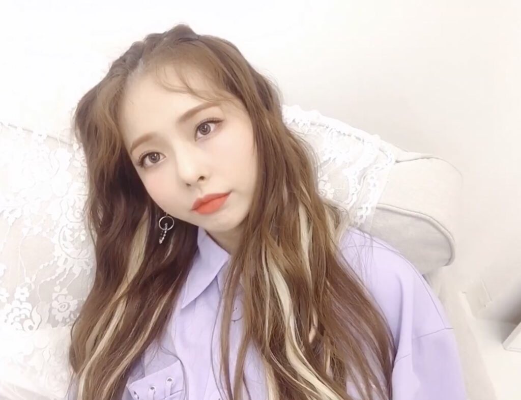 vi-log #2 when..... </3
#비비 #VIVI 
<a href="/loonatheworld/">이달의 소녀(LOOΠΔ)</a>