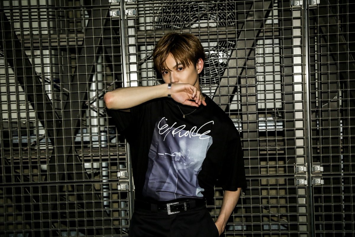 EX T 2021を着用して撮影して下さった大樹さんの素敵な写真と TAKAHIRO