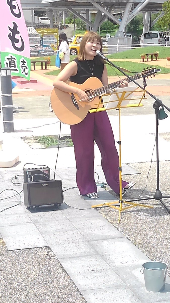 arere_shioya's tweet photo. #富士川楽座 のイベントに行ってきました♪
暑い中、素敵な歌声が聴けて行った甲斐がありました(^_^)
たらんかんさんの大道芸にも驚かされました(笑)
#FUJIFURI
#maikanon
#miina
#たらんかん https://t.co/qWQLK0hsbb