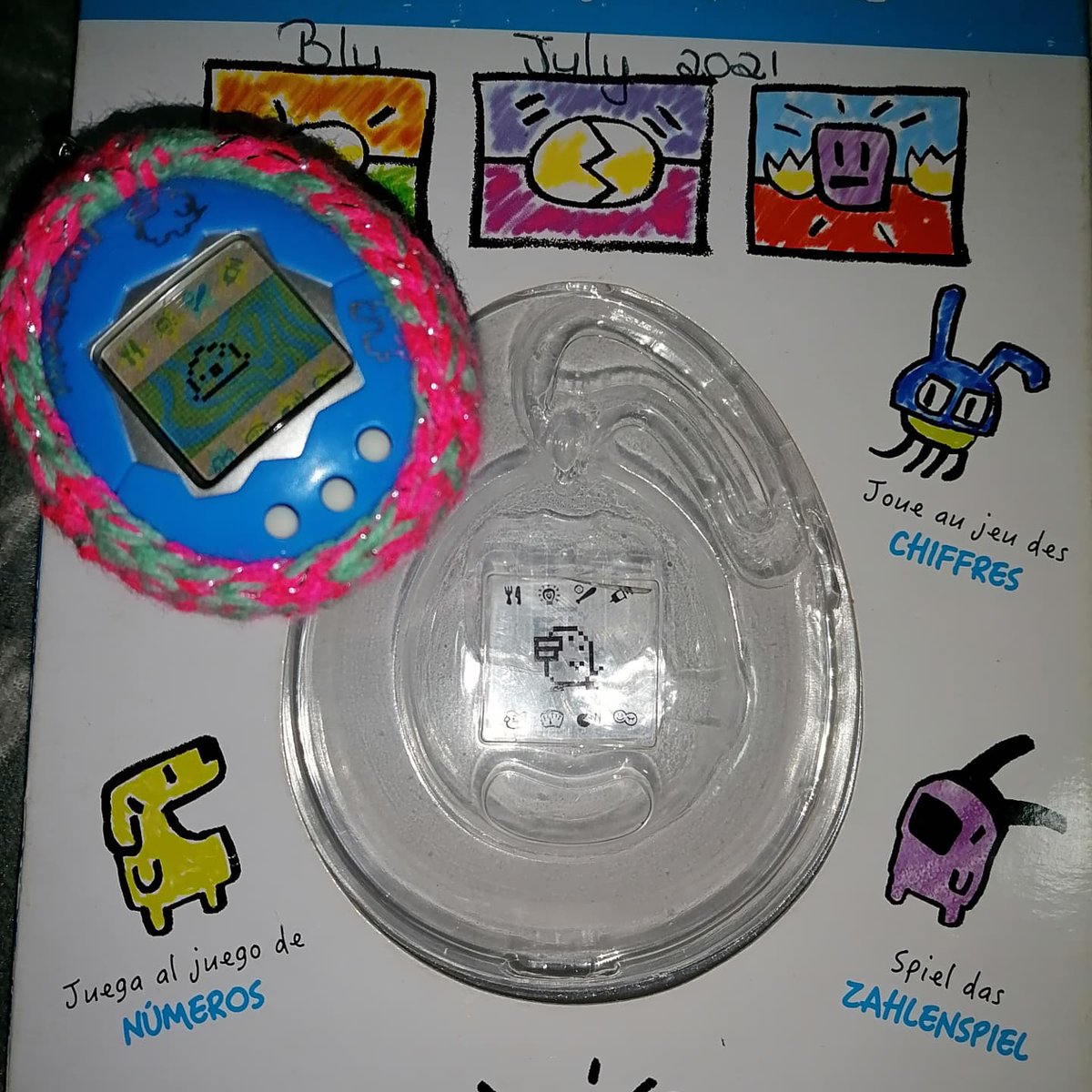 AdelBastin's tweet photo. #tamagotchicollectors #tamagothi #tamapalace #tamagotchi_us #tamagotchicollector #virtualpet #hellokittyfanatic #dinky #hellokitty #hellokittycollection #vpet #tama_palace #tamagotchiON #bandi #tamaworld #tamagotchion
I finally found the gen 2 in South Africa welcome BluππππΏπ¦ https://t.co/pg4q5RsED5