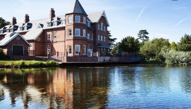 Four #weddings (but no funeral) to organise today including <a href="/EastnorCastle/">Eastnor Castle</a> <a href="/ardencotemanor/">Ardencote</a> and <a href="/TitanicHotelLiv/">Titanic Hotel Liverpool</a> Good luck to all the wonderful couples we are playing for