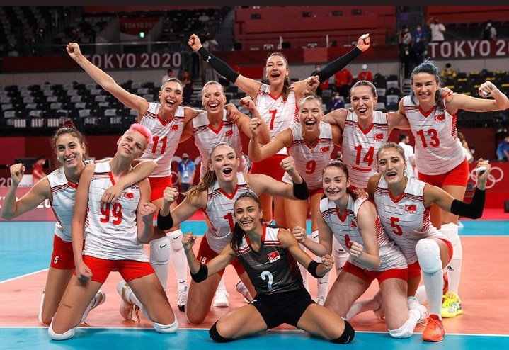 nlaiice's tweet photo. Efsanasiniz efsane! 
#BizVoleybolÜlkesiyiz https://t.co/6xGWaWshMV