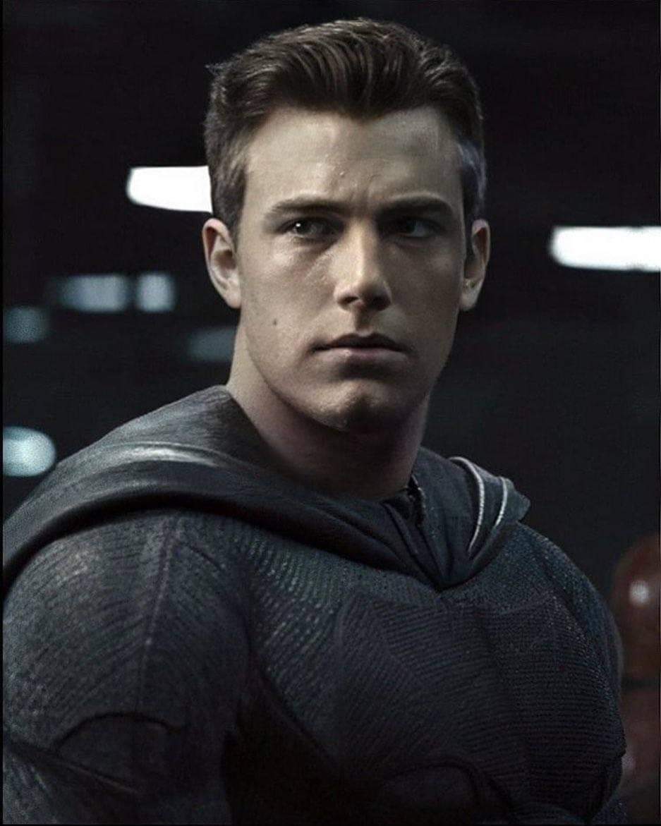 Bruce Kent/Batman tweet media