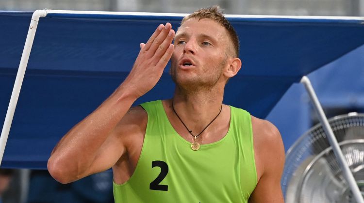 PlavinsTocs's tweet image. Nākamie pretinieki zināmi! Tokijas OS astotdaļfinālā pirmdien, plkst. 7:00 tiksies ar brazīliešiem Evandru un Brunu, kuri bija labākie E grupā, izcīnot trīs uzvaras.