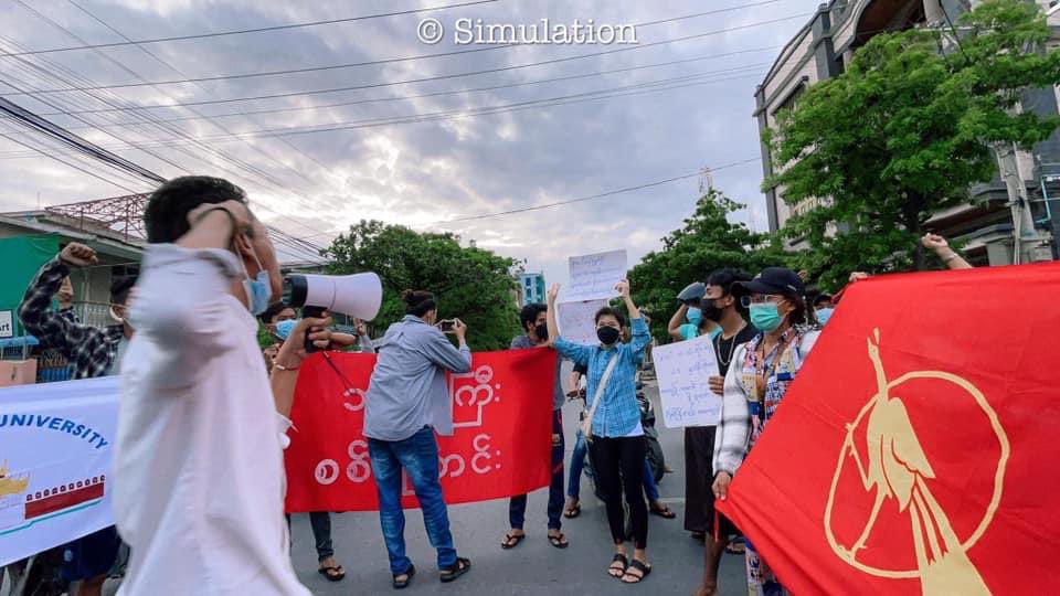 TostevinM's tweet photo. Ahead of the six-month anniversary of the coup that has plunged Myanmar into chaos, more protests against the junta https://t.co/CDsrFN4txG #WhatsHappeningInMyanmar https://t.co/gLSZw5qXFR