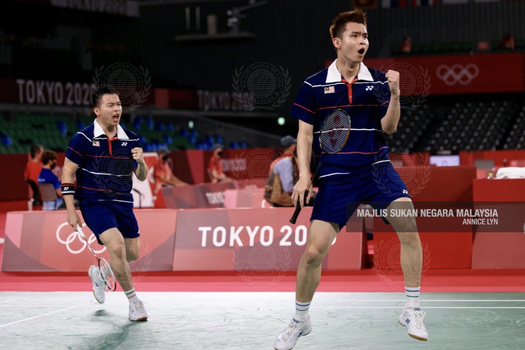 Yahoo!!!!

Tokyo Olympic Bronze Medal🥉For MALAYSIA🇲🇾

Padu!!! 
Aaron Chia &amp; Soh Wooi Yik

Anda Adalah Yang Terbaik!!!

#KontnjenMALAYSIA
#DemiMalaysia 
#Tokyo2020