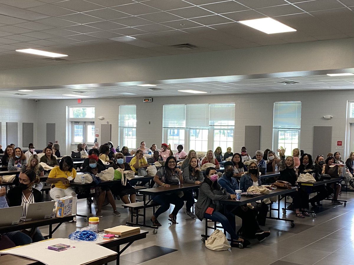 PolkPreK's tweet photo. Motivated, educated and dedicated!! Our Head Start team participated in professional development to kick off the new school year. Special thank you to Davenport Elementary School for partnering with us and hosting our training. 
#HeadStartWorks #LovePolkSchools https://t.co/Hh4uvcmtYJ