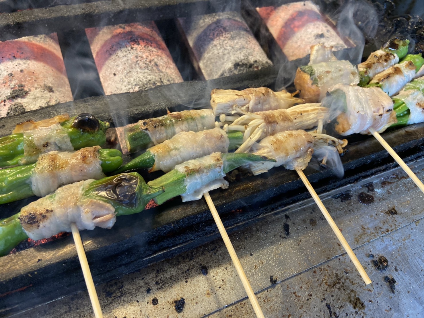 パラディソ仙台東インター店 宮城ファン感参加中 No Twitter 今日は焼き鳥の やきふく さまがパラディソ仙台東インター店に出店中です 私 大将おすすめは何ですか 大将 今日はね 野菜もいいよ 私 え ししとう オクラ えのき とうふ が