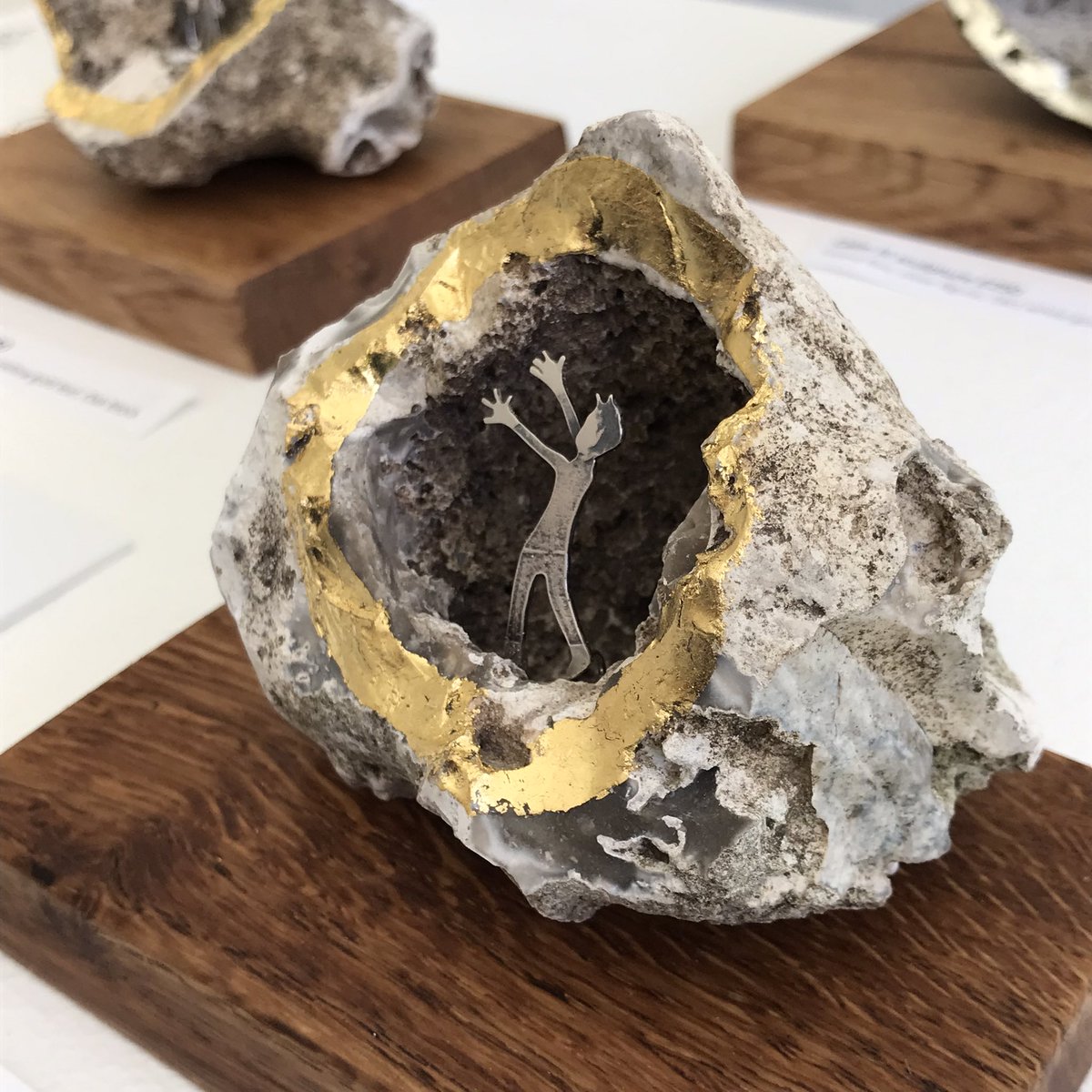 And we are open!👏sun is shining here <a href="/MichelhamPriory/">Michelham Priory</a> over 40 of our talented makers work on display until 5pm today then 10.30-5 tomorrow. #whatsonsussex