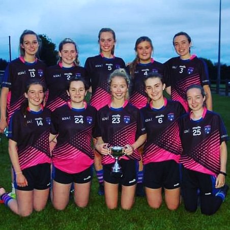 Its a family affair 👭👭👭👭👭 Heavins, Dunnes, Grevilles, Doolans & Murphys!! The five sets of sisters who were part of our 2020 minor squad 🖤💙💗 @LeinsterLGFA @OffalyLGFA