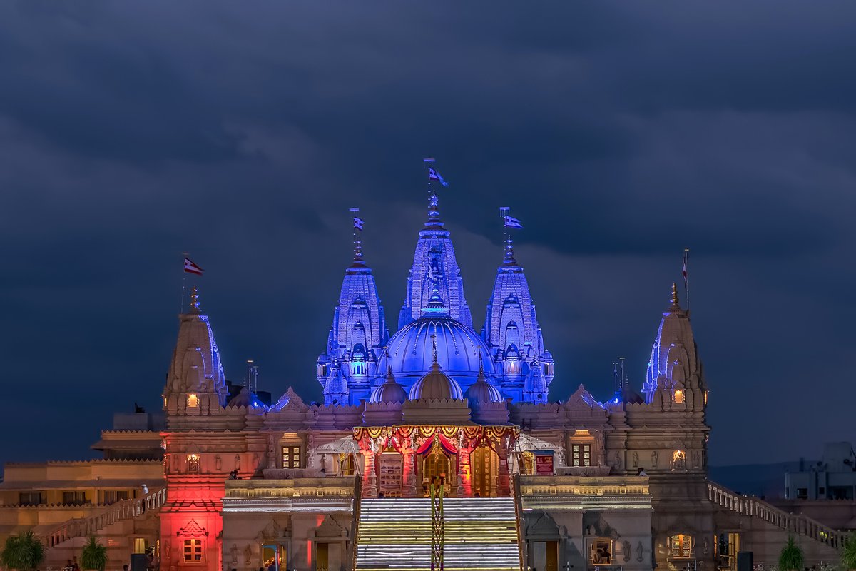 designs_brain's tweet photo. 𝐋𝐢𝐠𝐡𝐭𝐢𝐧𝐠 𝐃𝐞𝐬𝐢𝐠𝐧 𝐛𝐲 𝐁𝐫𝐚𝐢𝐧𝐰𝐚𝐯𝐞 𝐃𝐞𝐬𝐢𝐠𝐧𝐬 for #Swaminarayan #Temple  in #Ambegaon #Pune 
@sushantssurve 
https://t.co/yttz7wAaEj

#Lightingconsultants #architecturaldesign #landscapedesign #lightingdesigner #design  #brainwavedesigns #facadelighting https://t.co/BE0QEa830B