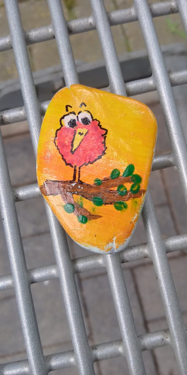 #edersteine Heute gefunden in Vöhl-Thalitter. Wandert nun weiter.