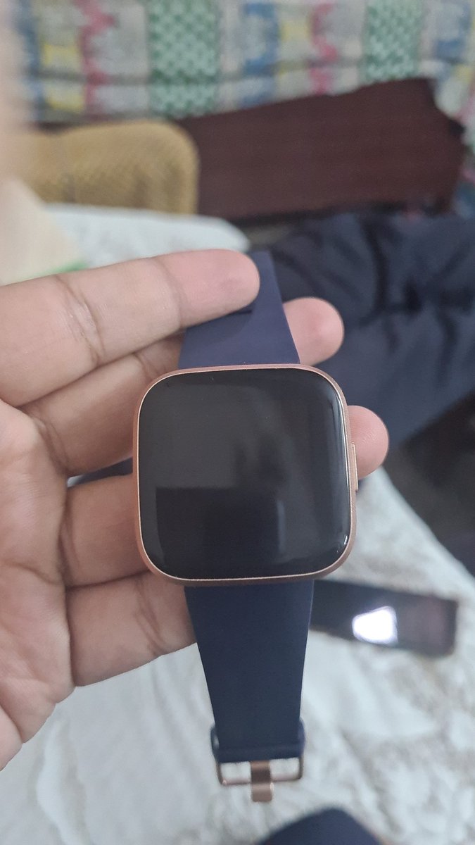 Piyush2Hack's tweet photo. @FitbitIN @FitbitSupport @fitbit 
@parkjames 

Bought fitbit versa 2 for my mom from Amazon U.S

Suddenly it stop working and is not turning on.

My mom resides in India.

Can u please get it replaced or get it fixed. https://t.co/Y8R0G5T7Vu