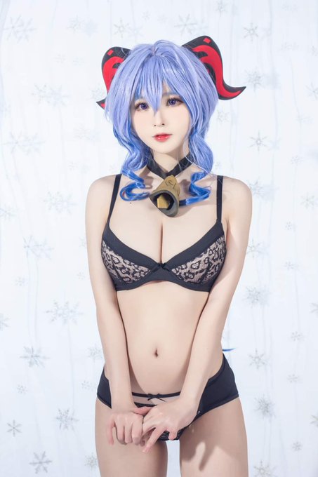 Twitterのコスプレ画像19