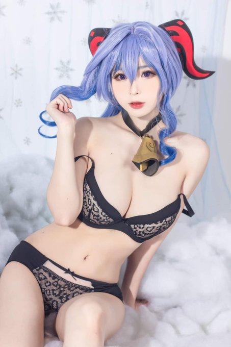 Twitterのコスプレ画像20