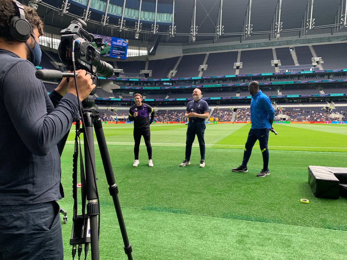 robtdaly's tweet photo. Been kicked off the #SpursTV training livestream for @LedleyKing which is completely fair enough https://t.co/HChl4MimzQ
