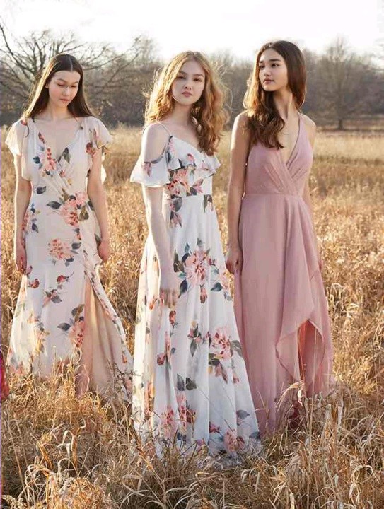 SCiazio's tweet photo. Wondering

#siblinggoal 
#sisters 
#justforfun 
#meassally https://t.co/UEow0NmFE4