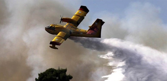 Orman Bakanının, 'Envanterimizde hiç yangın söndürme uçağı yok' demesi;
Sağlık Bakanının, 'Hiç ambulansımız yok.'' demesi gibi bir şey değil mi?