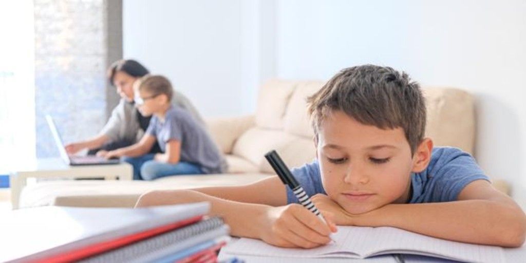 Mi hijo repite curso. ¿Cómo lo afrontamos?
buff.ly/3f9gsv5
<a href="/abc_familia/">abc_familia</a>
#InformeFamilia #Familia #educacion #crianza #RepetirCurso #consejos #Psicologia