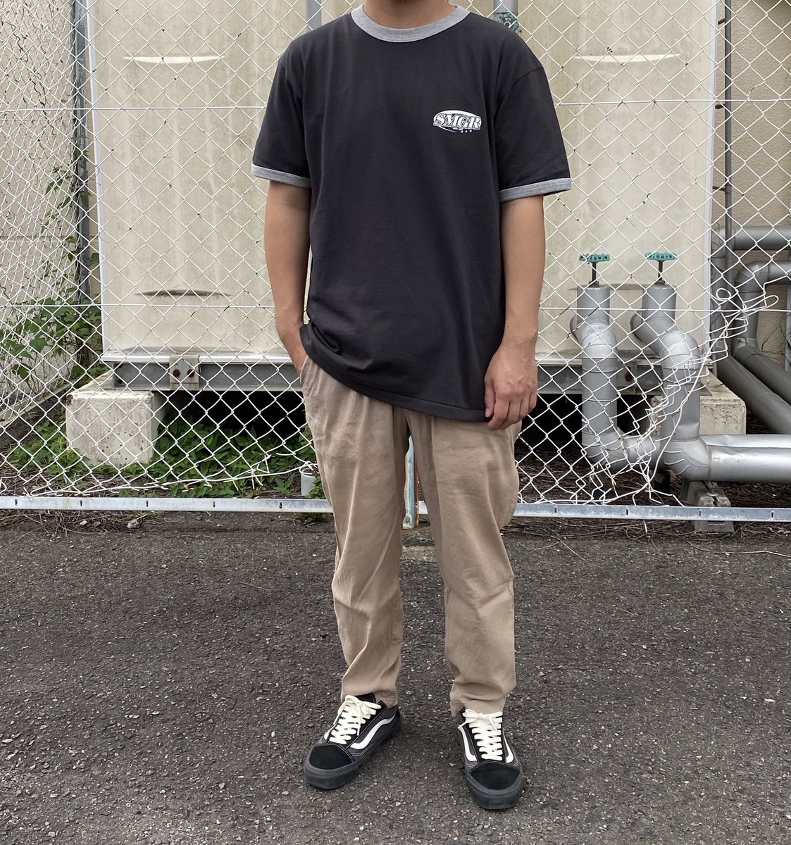 slimygreen2's tweet photo. 販売開始しました！！

【SMGR Ringer Tee】

Price:3500yen

ホワイト×ネイビー
（モデル170㎝2XL着用）
ブラック×グレー
（モデル170㎝XL着用）

↓↓↓↓
https://t.co/yNVnEdVZJg https://t.co/DK3QT8RPUp